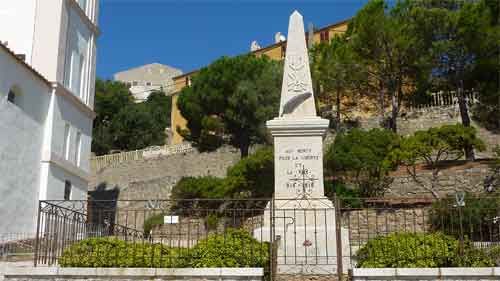 Le monuments aux morts de corbara