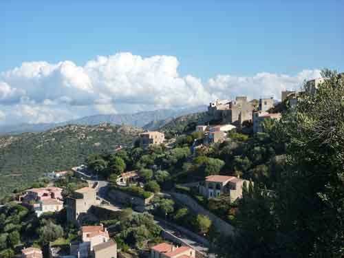 Le village de Monticello Corse