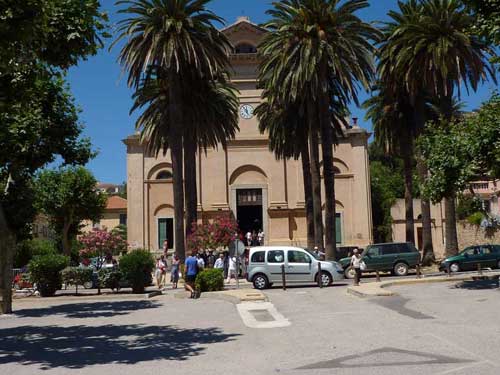 eglise sainte marie majeure à Calvi en Haute Corse