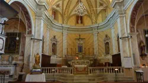L'intérieur de L'église paroissiale Sainte Marie de Lumio