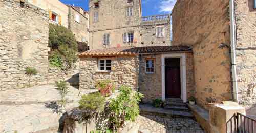 Le village de Lama : le village de Lama en Haute Corse