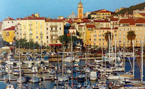 Ajaccio, le port de la cité impériale en corse du sud