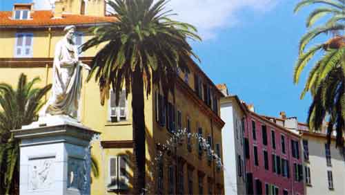 La Place du Marechal Foch à Ajaccio