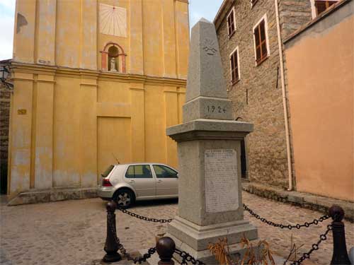 Le monument aux morts 
