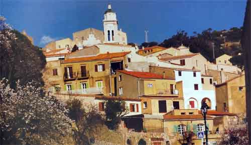 L'entrée du village balanin en venant de l'Ile Rousse 