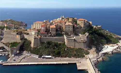 Le port et la citadelle de Calvi